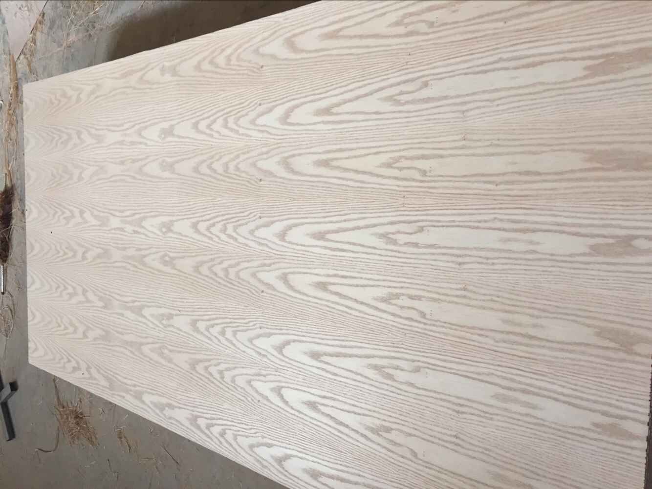 natural American red oak veneer MDF